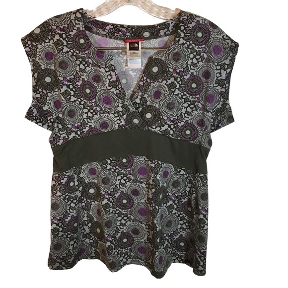 The North face women’s cap sleeve V-neck  activewear top size M sleeveless - Picture 1 of 9